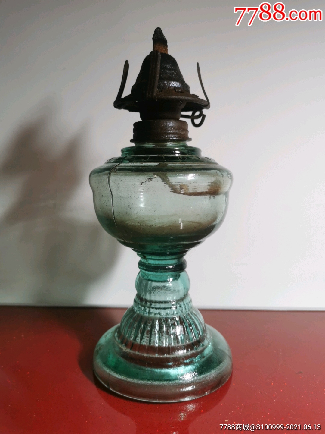 玻璃油灯.民俗老物件,玻璃琉璃器皿.关注本店热拍藏品.