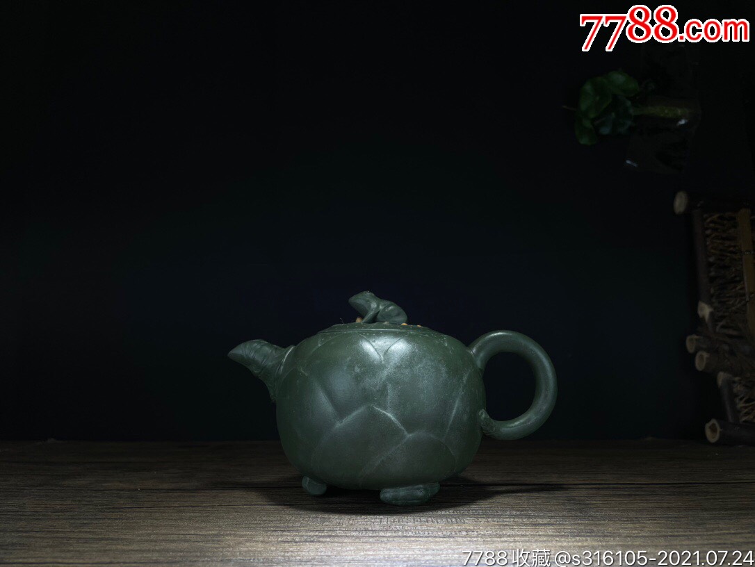 品名青蛙莲子壶底款蒋蓉泥料绿泥孔位多孔尺寸厘米9517