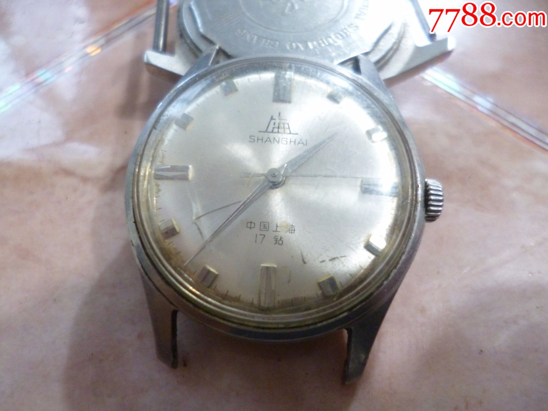 5品99蝴蝶手表