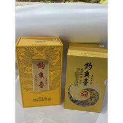钓鱼台酒瓶方圆版酒