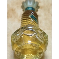 (存世唯一孤品)八十年代美波高级多能香水(整瓶未用(小时候特有