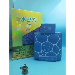 2010年茅台水立方酒一瓶(喝品)