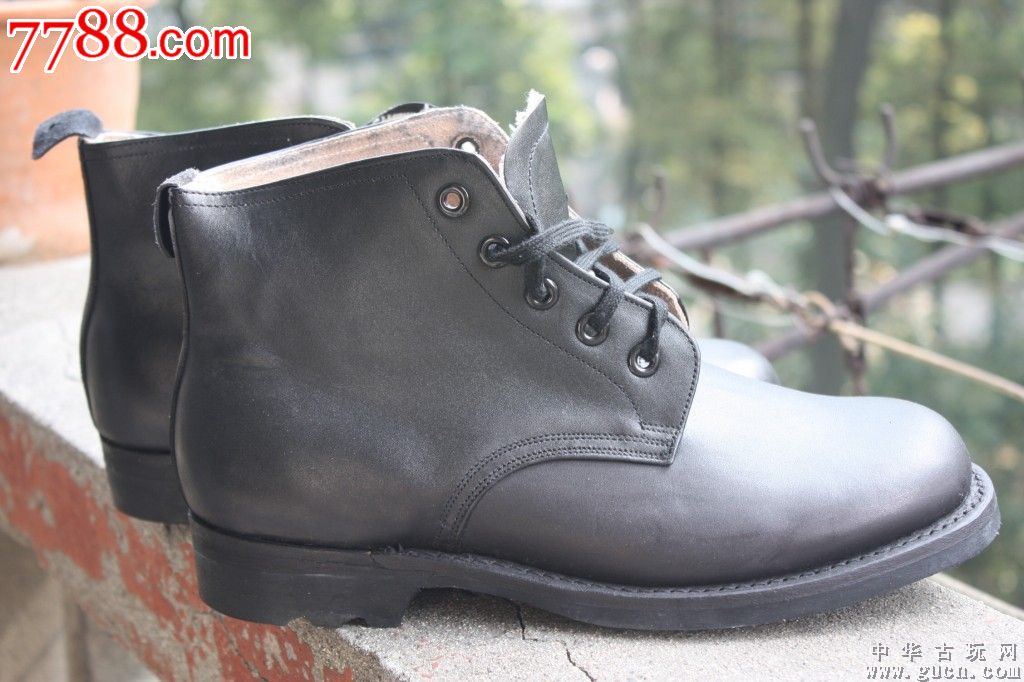 质量一流净重2.4斤的正宗全新军用牛皮鞋41码