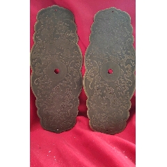 一对老木箱上拆下的铜柜配件，上面有雕刻的人物和动物，品如图。(zc26633482)_7788收藏__收藏热线