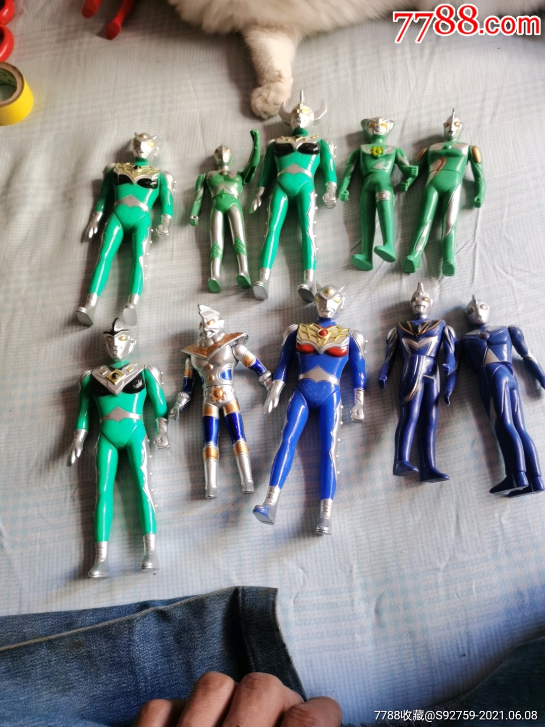 奥特曼10个_价格10元【杂货店的收藏】_第1张