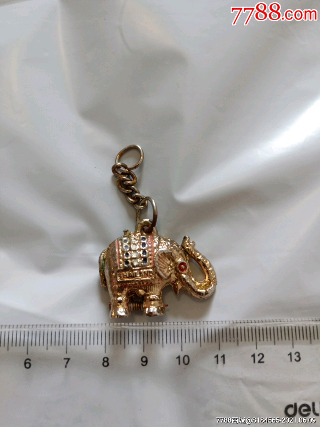 举报打假:0次进行点评点评:0浏览量:备注:有多少人还记得这个小挂坠?