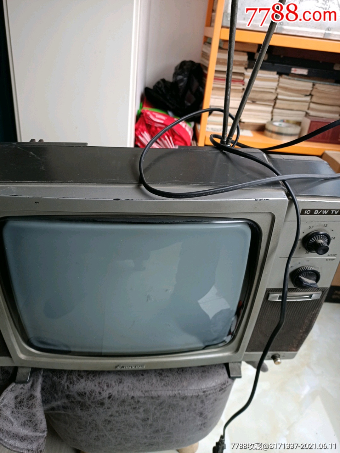 金星黑白电视机