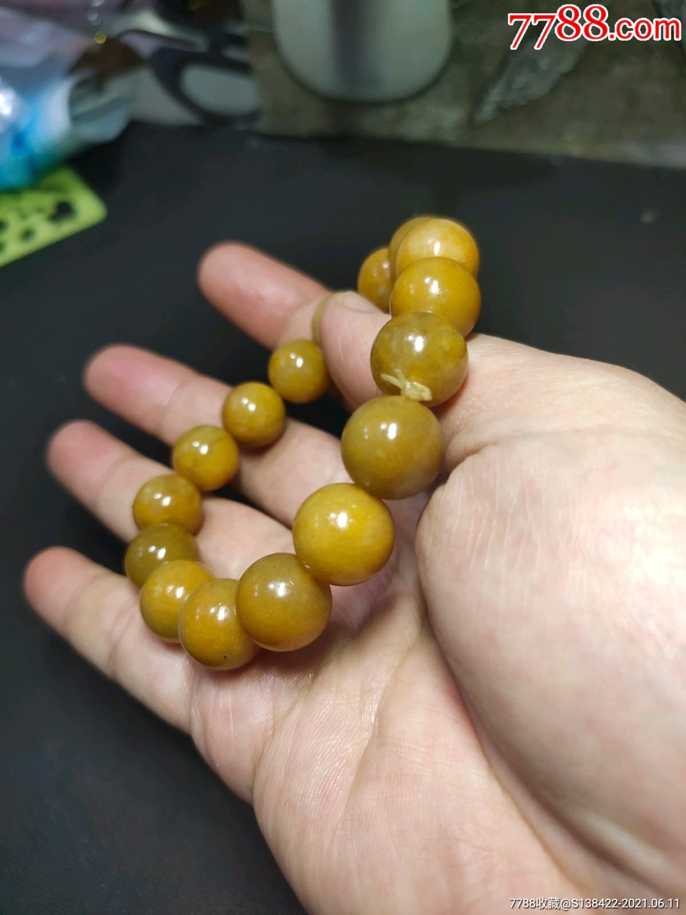黄蜡石手工手串低拍2(加工费用起拍,看好下单,售出不退不换)