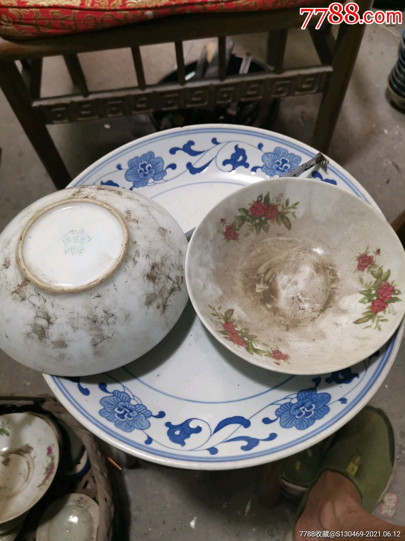 70年代景德镇花卉碗一对