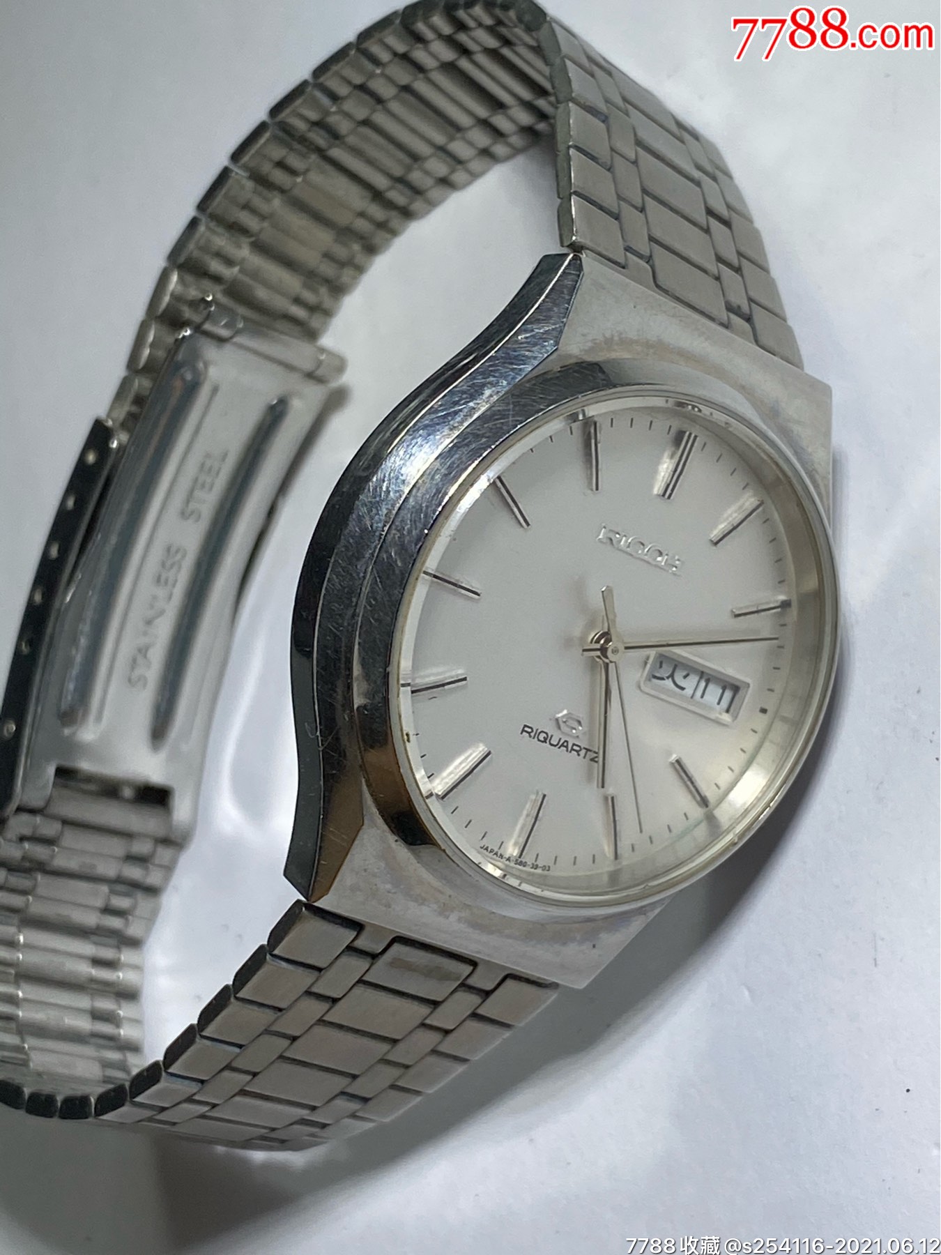 首页 拍卖 手表/腕表 >> 日本原装正品ricoh理光石英男表双历表盘36mm