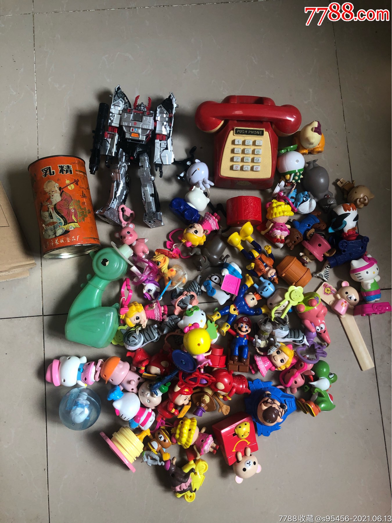 麦当劳肯德基玩具,变形金刚,老铁盒,小鸭子合拍