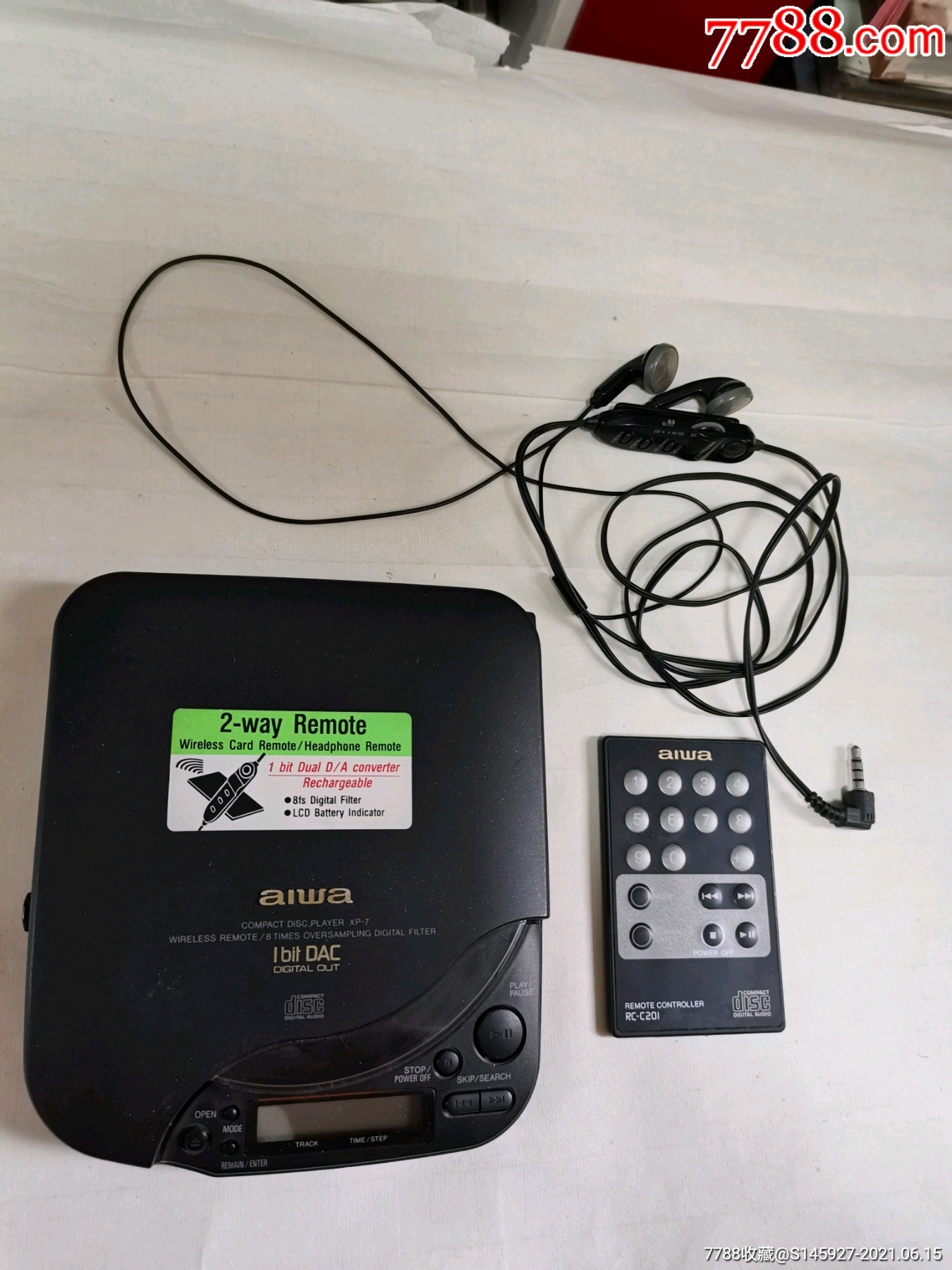 爱华牌(音乐cd机)有遥控器,有耳机【少见】