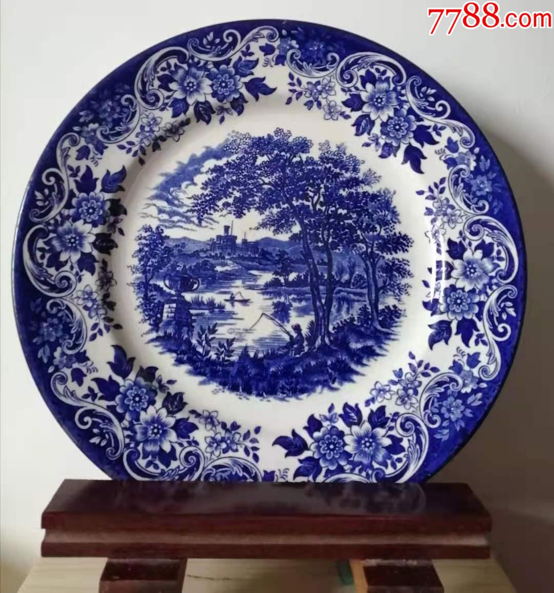 欧洲烧造青花风景人物纹瓷盘