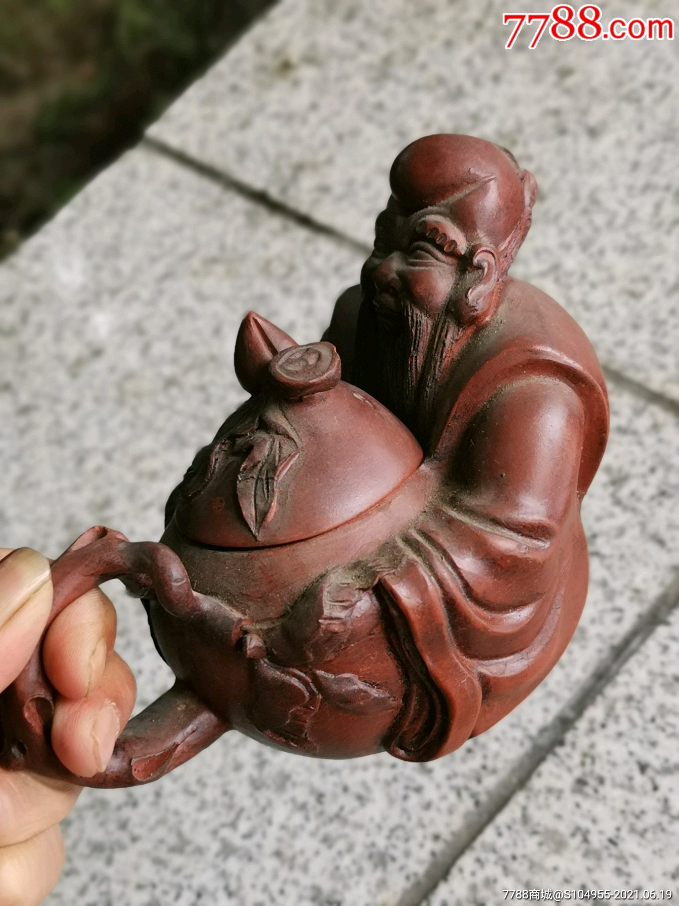 尹占新制寿星紫砂壶,无裂