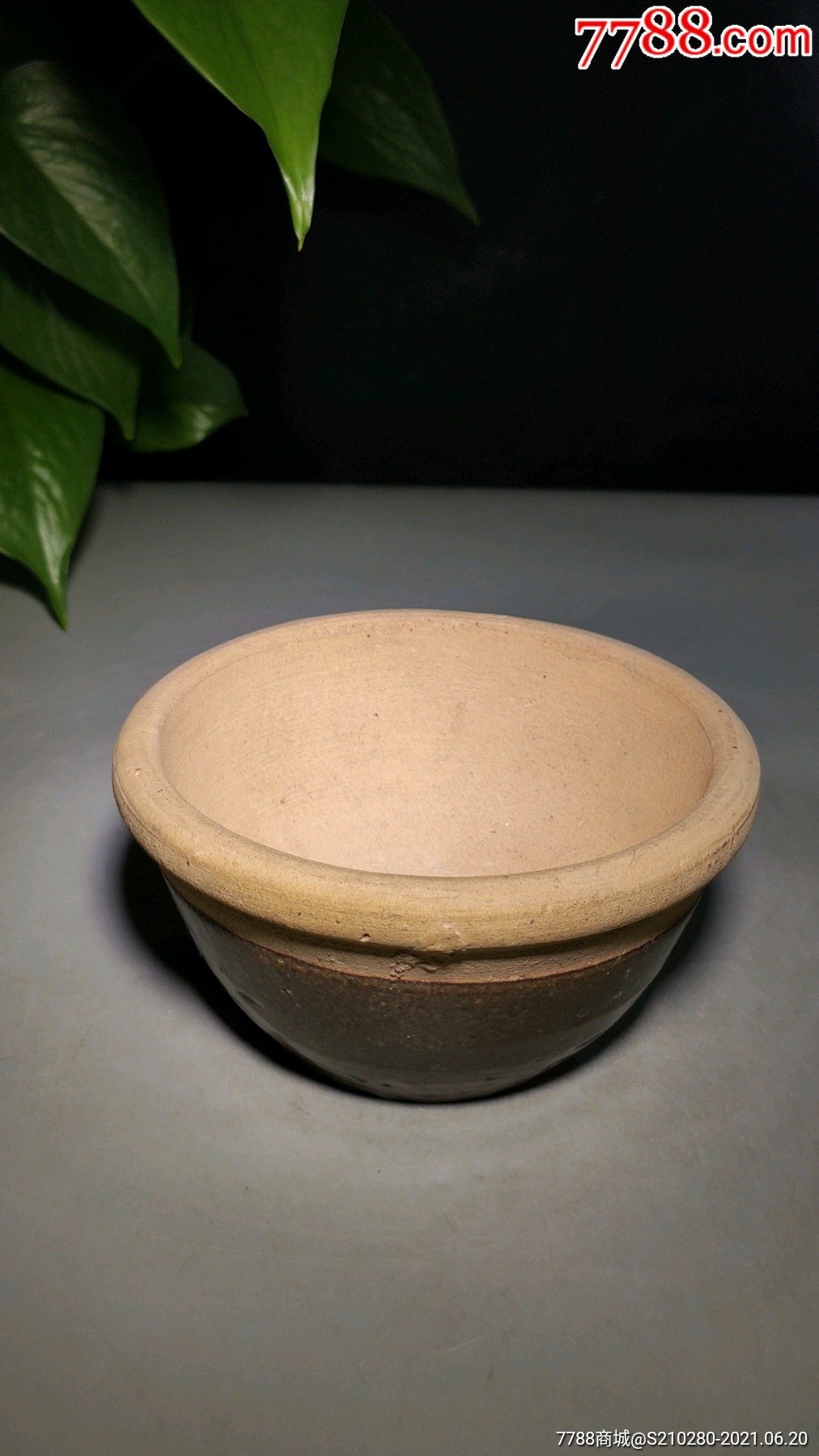 粗瓷小碗一个造型古朴十分漂亮