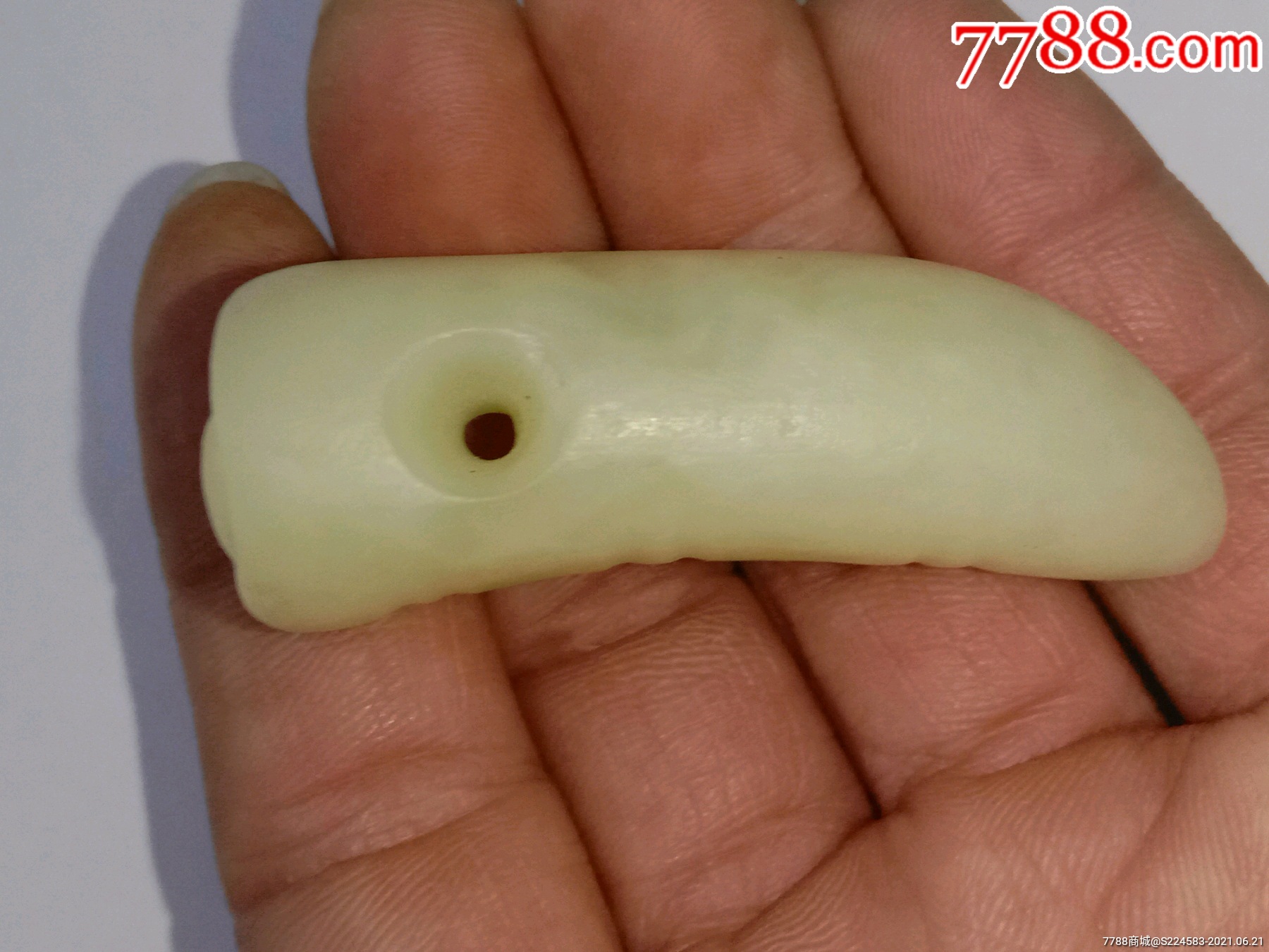 首页 拍卖 和田玉 >> 高古青白玉,玉蚕一个保真出售_和田玉【北京一线