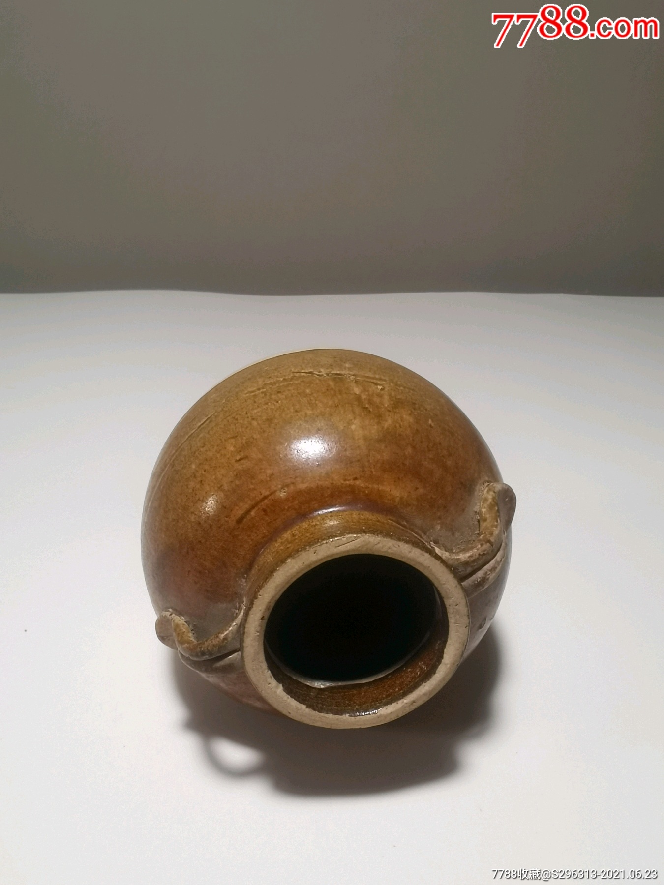 旧藏唐代黄釉二系罐
