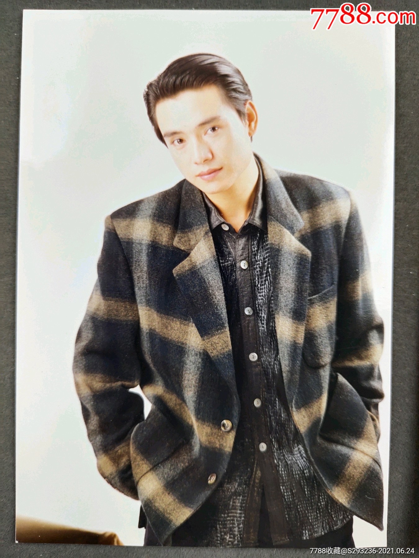 老照片4张,著名演员温兆伦,陈豪,施丹江,代表作《鹿鼎记》《我本善良