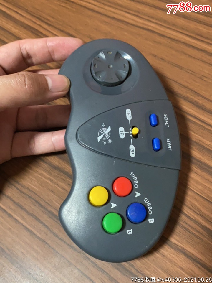 怀旧游戏机配件裕兴无线手柄一个请看描述