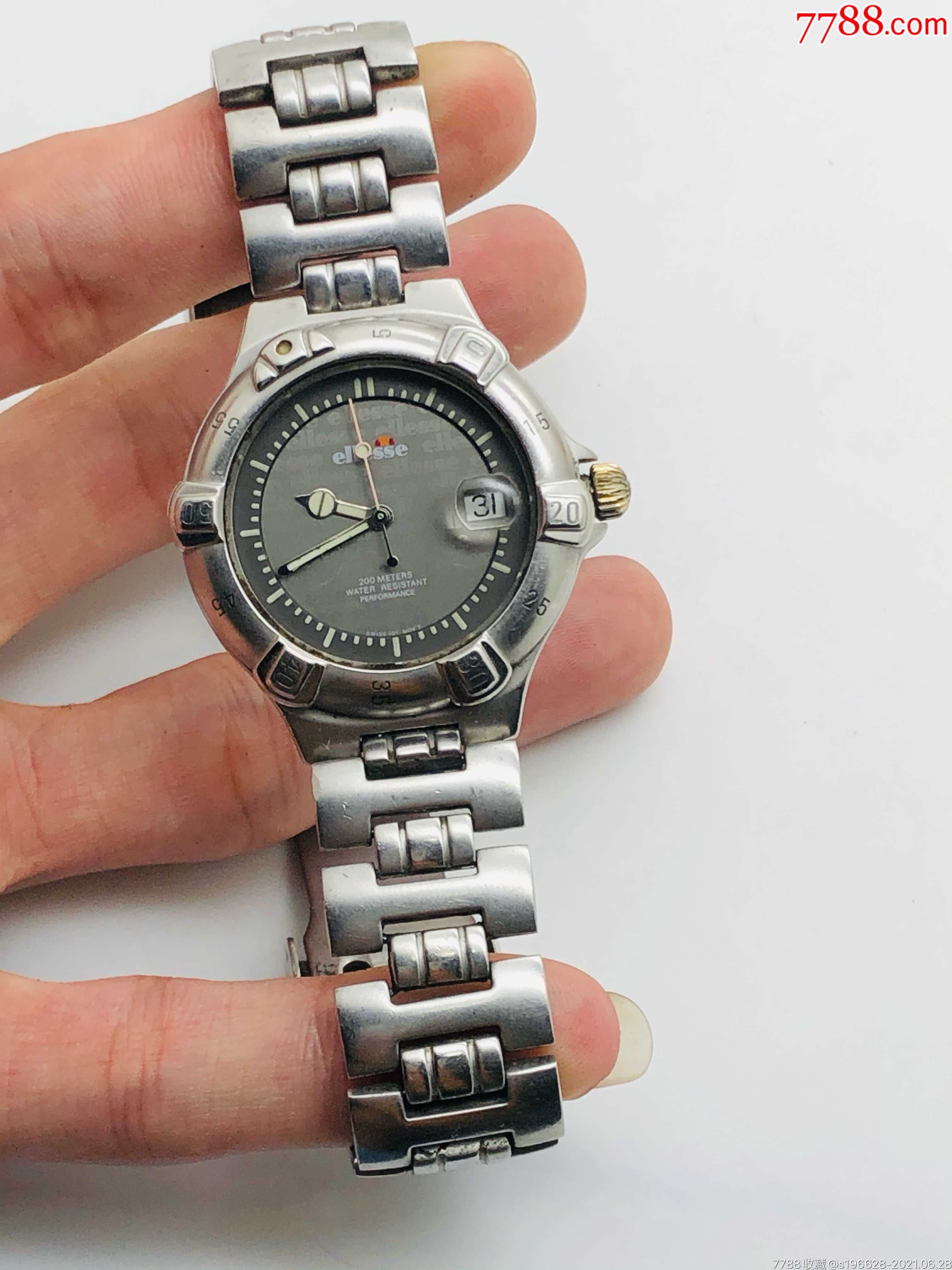 瑞士艾力士石英男表(钛合金材质)材质(旋转活动外圈)