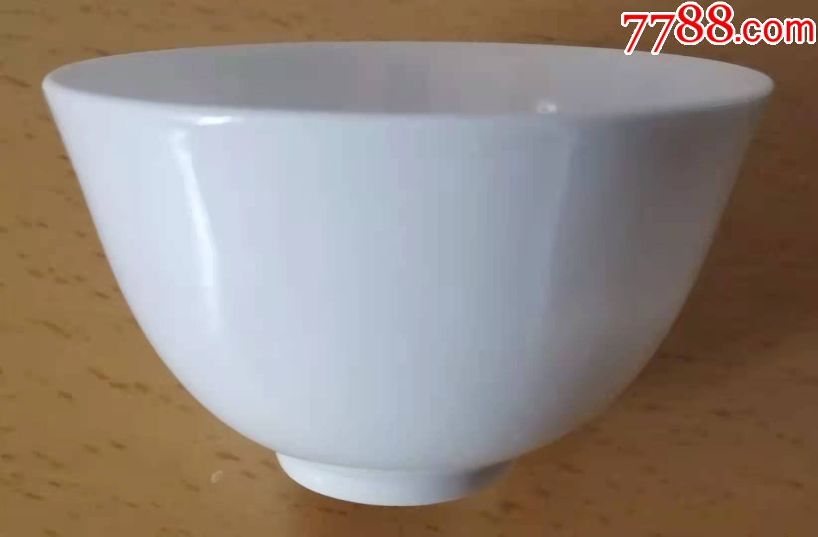 明成化薄胎暗刻龙凤纹甜白釉茶盏-单色白瓷-7788闹钟收藏