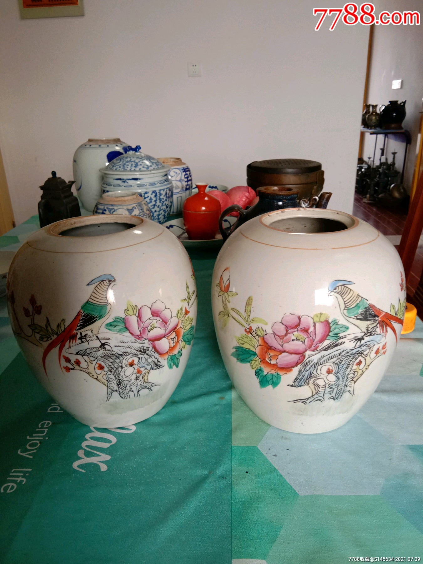 六七十年代花卉冬瓜罐