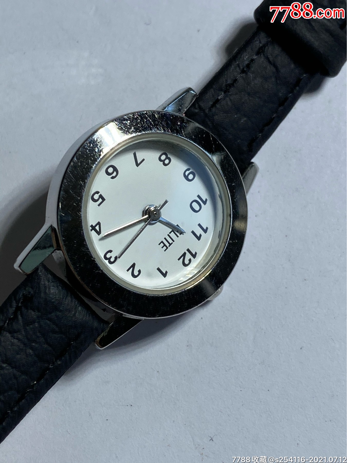 日本品牌elite石英女表表盘22厚75mm走时精准保真正品日本售价980人民