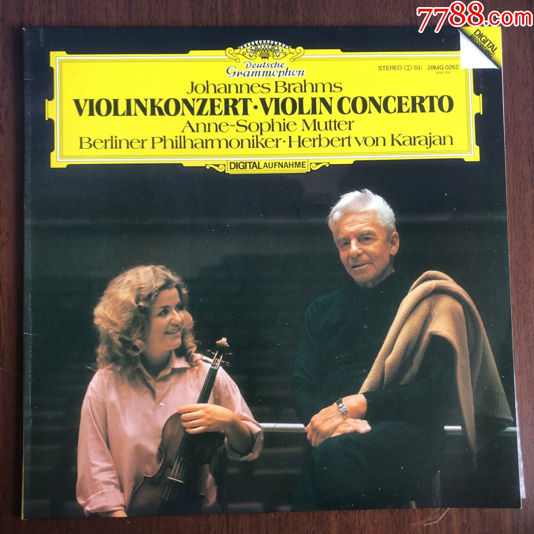 勃拉姆斯-小提琴协奏曲-卡拉扬指挥-12寸黑胶lp-a88_老唱片/胶片_第1