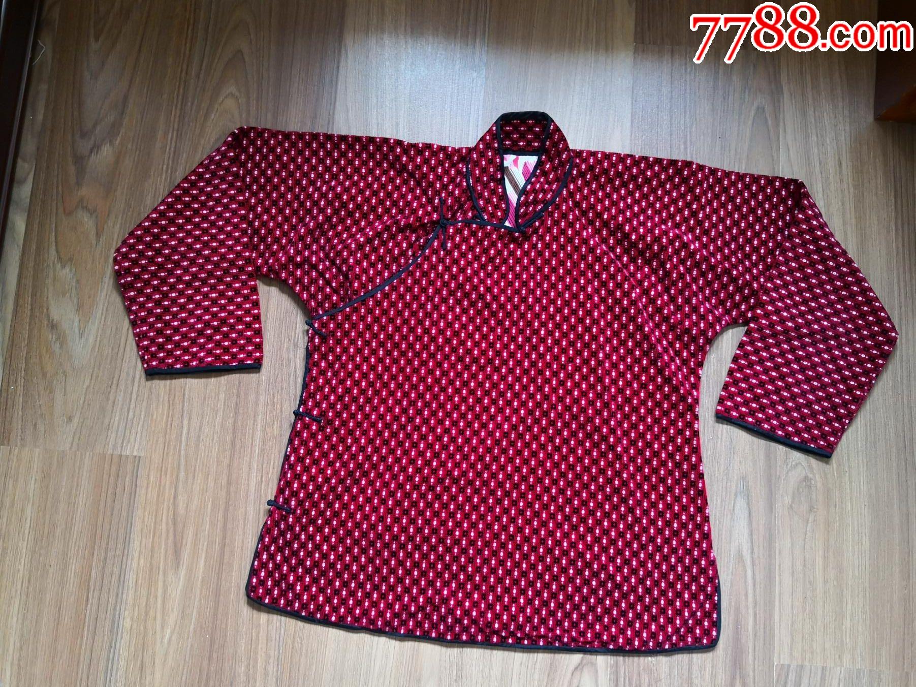 老式偏襟绒面上衣