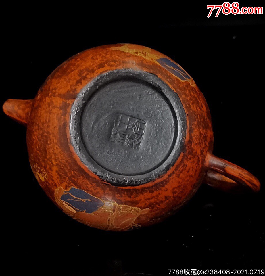 漆绘描金紫砂壶