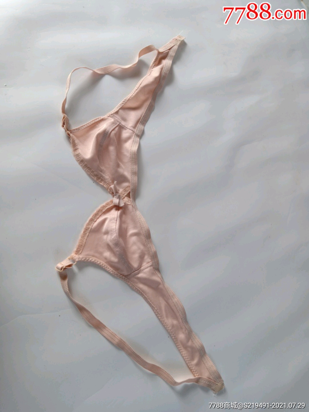 八十年代女款内衣