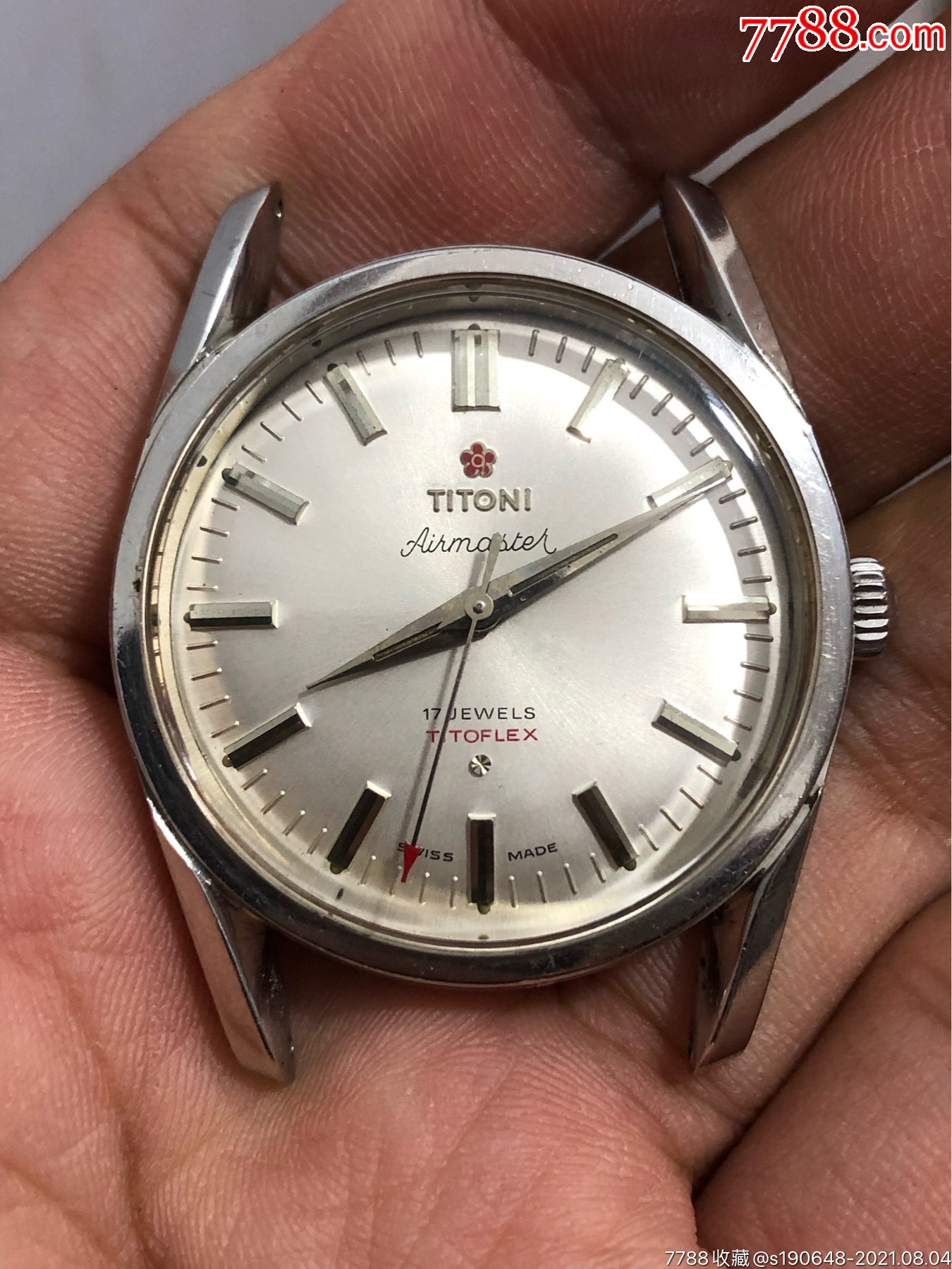 美品梅花304岁的机械表