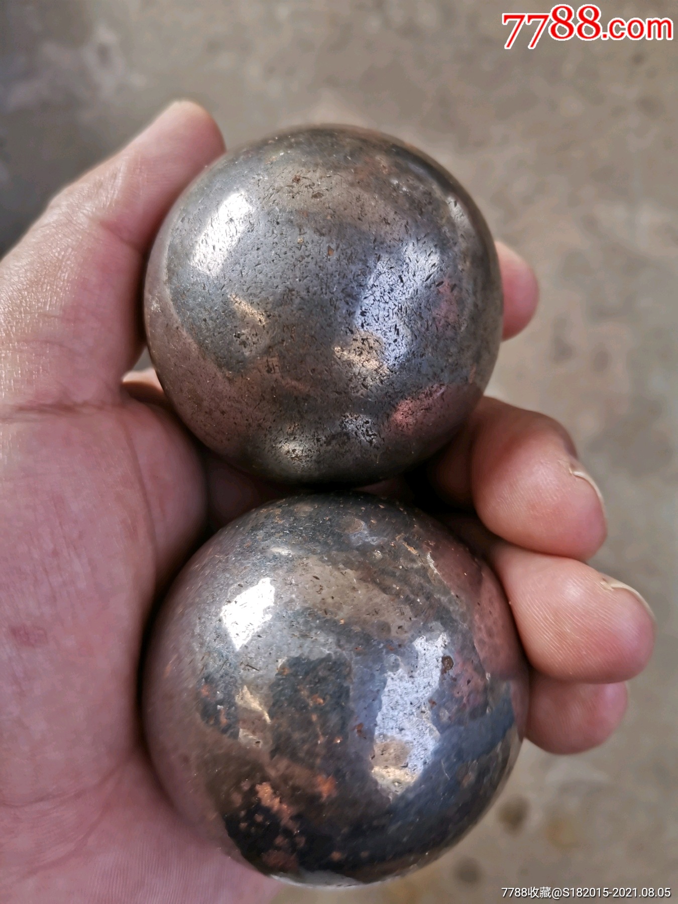 健身球一对很重