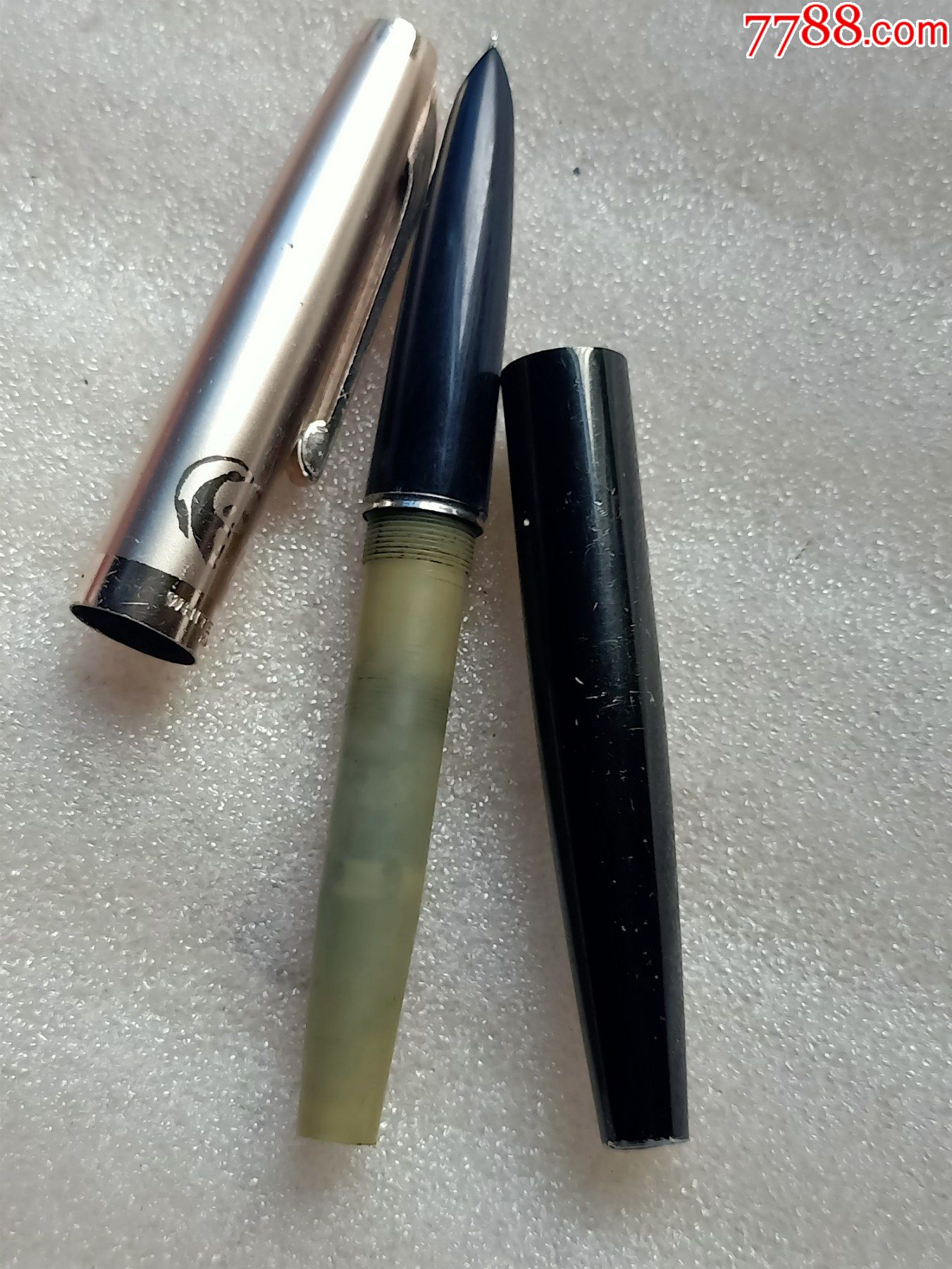 白翎72型特殊胆钢笔c593,少见品种,品相不错,见图