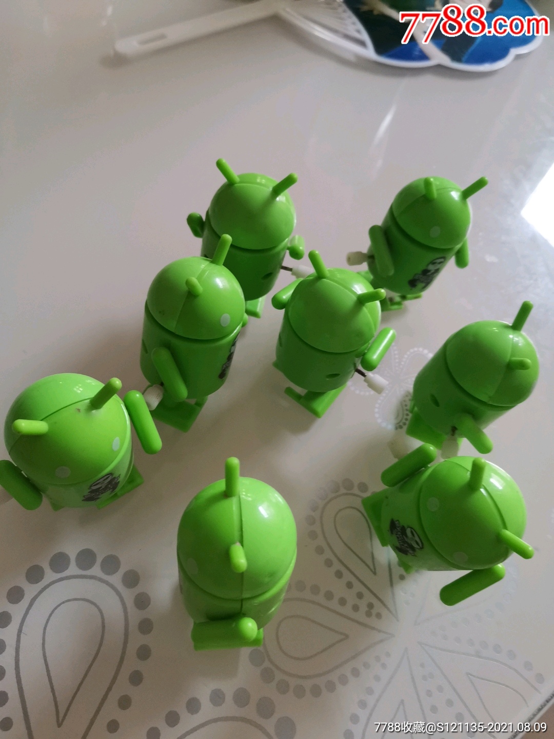 小绿人发条玩具