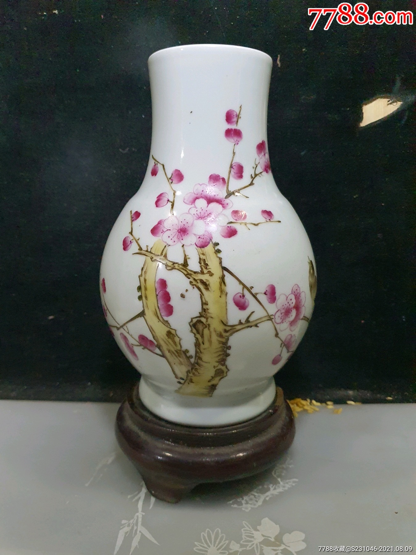 早期艺术瓷厂全手绘粉彩花鸟福筒瓶