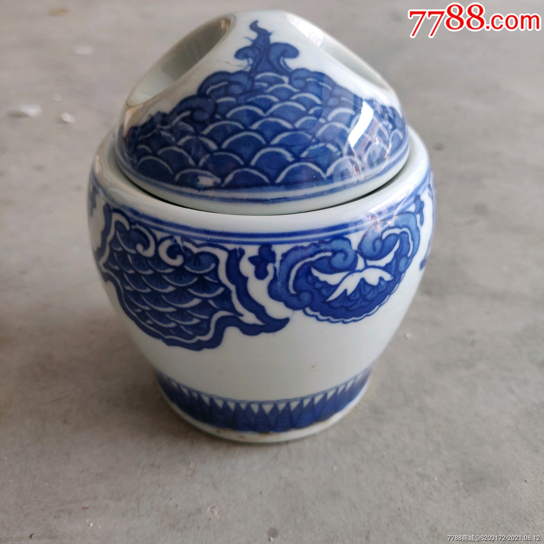 七十年代景德镇青花茶叶罐