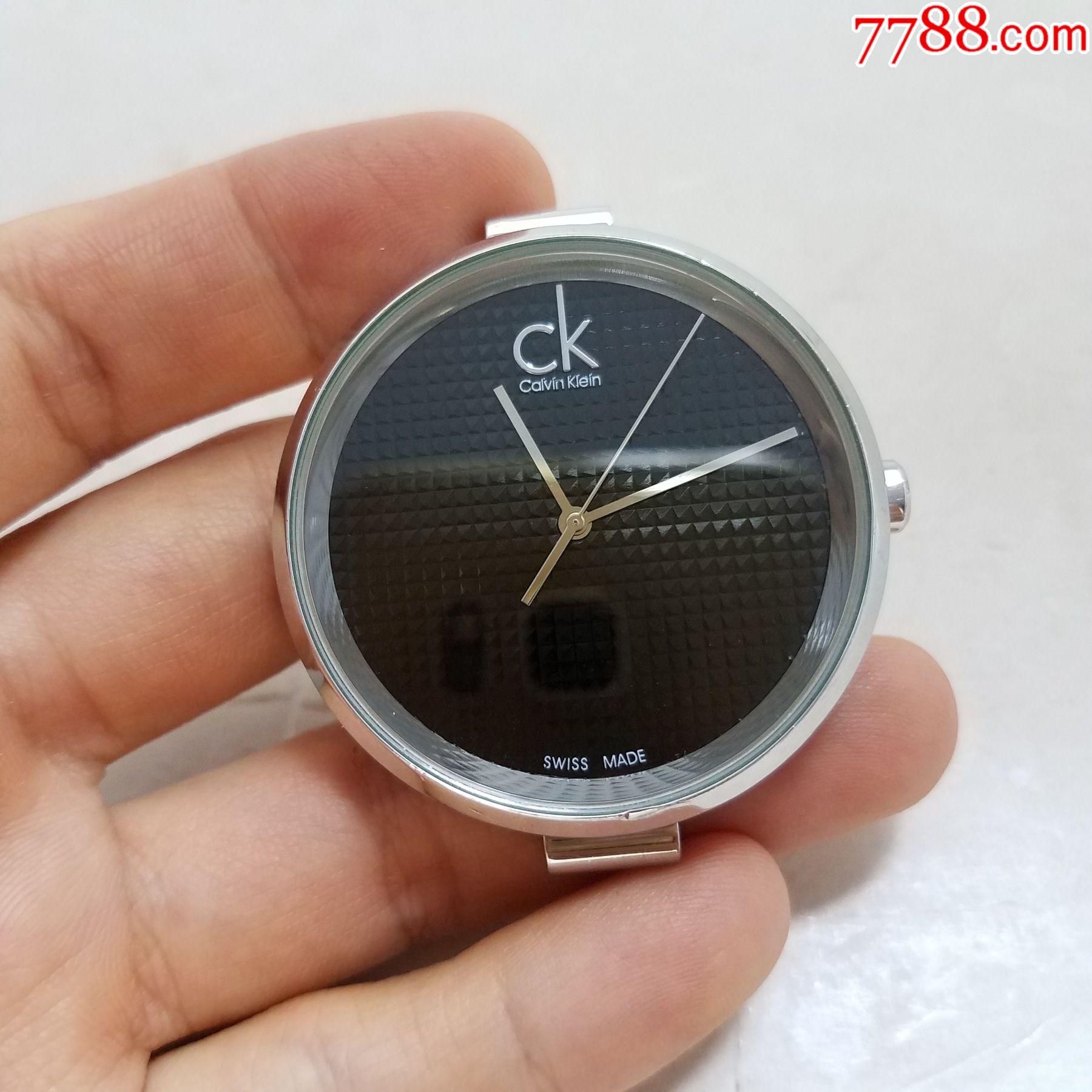 【美国时装品牌】ck石英男表【瑞士v8认证机芯】【独特格纹表盘】