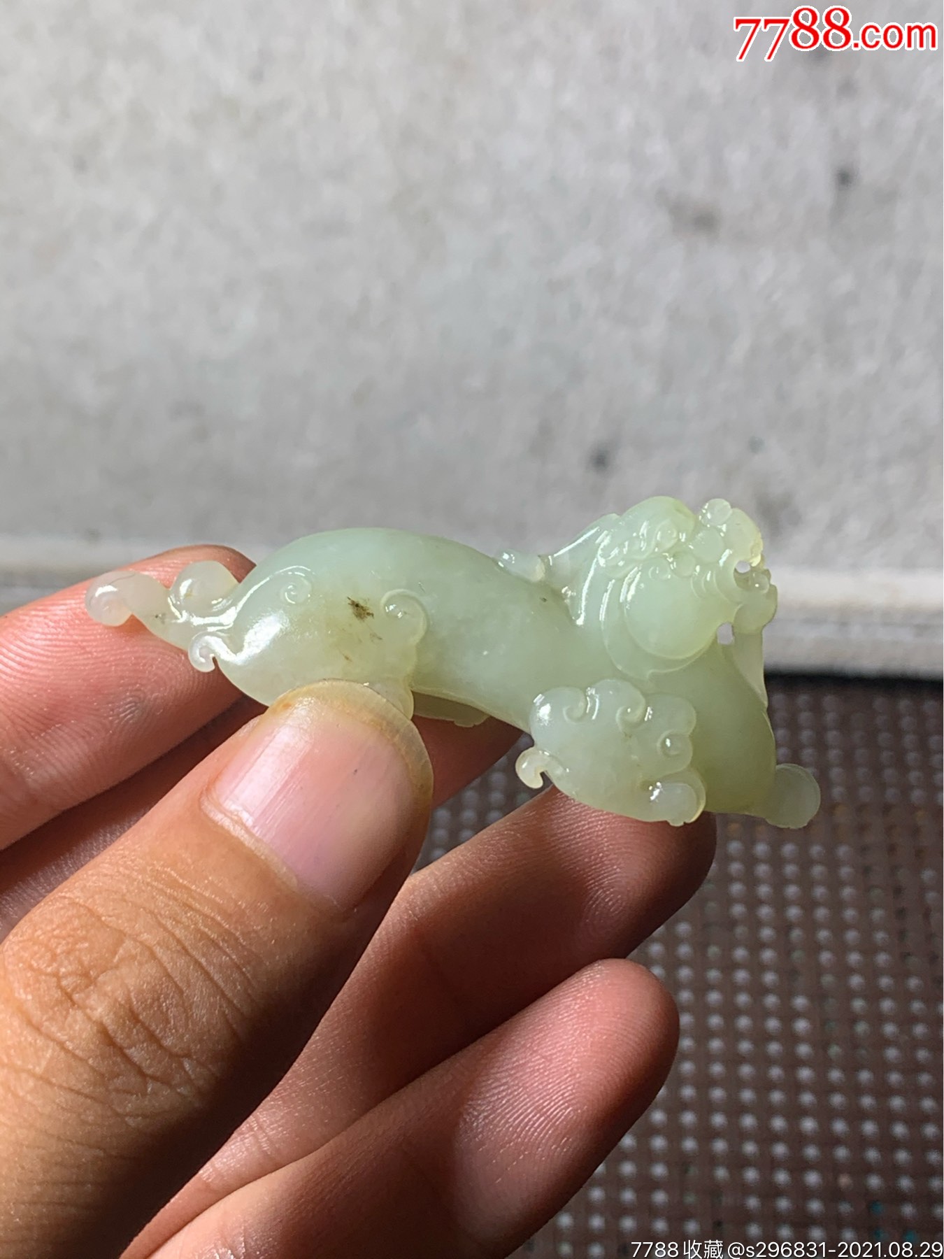 苏工精雕和田玉立体雕刻瑞兽貔貅件尺寸61*25*14毫米