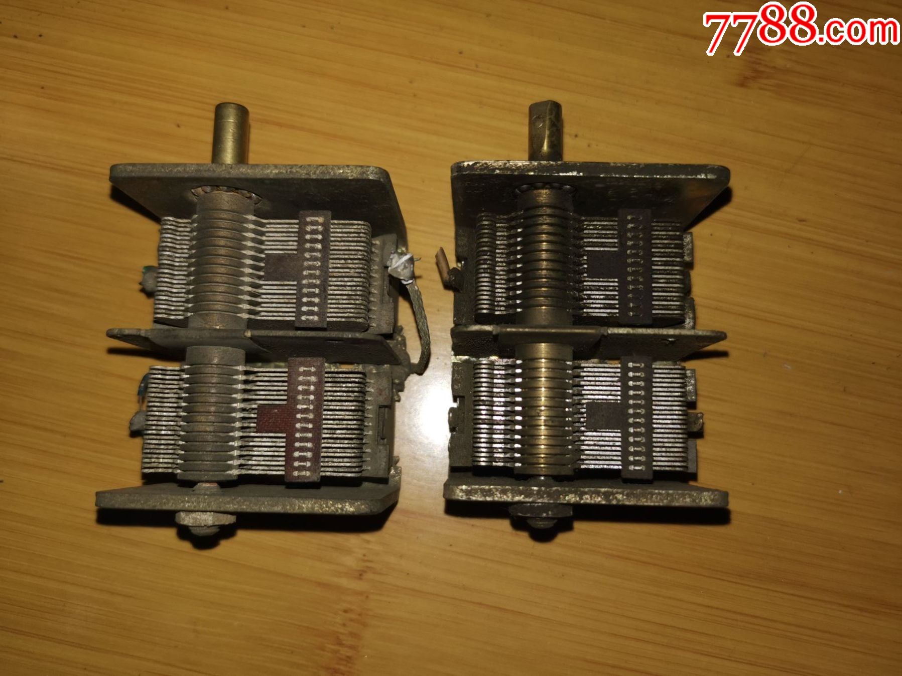 两个复旦空气双联可变电容器