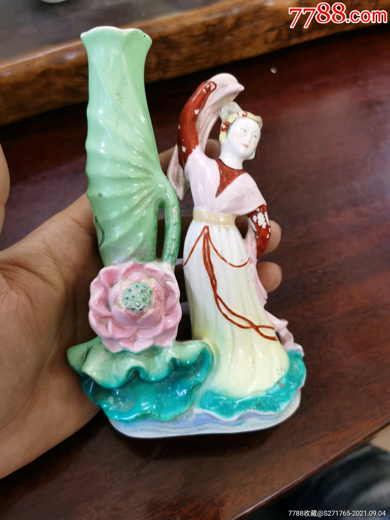 文革老枫溪人物瓷塑摆件