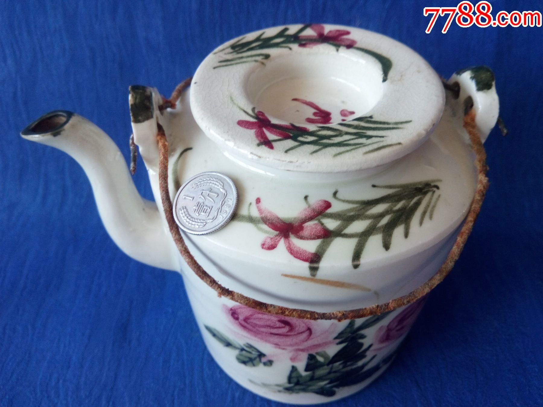 完美品民国淄博窑红绿彩牡丹富贵吉祥青花底款疑是鸿发督造提梁壶直筒