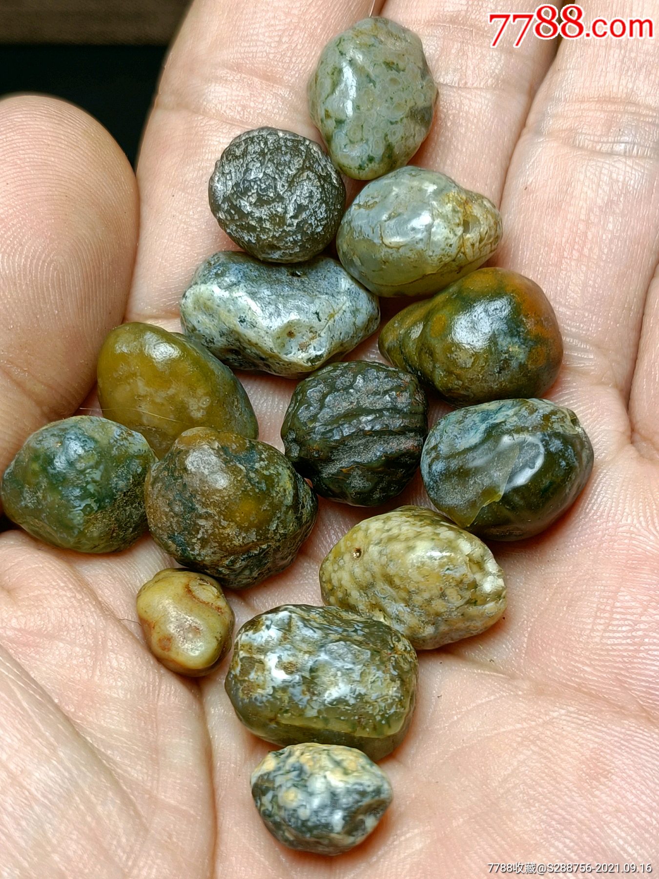 筋脉玛瑙原石一组