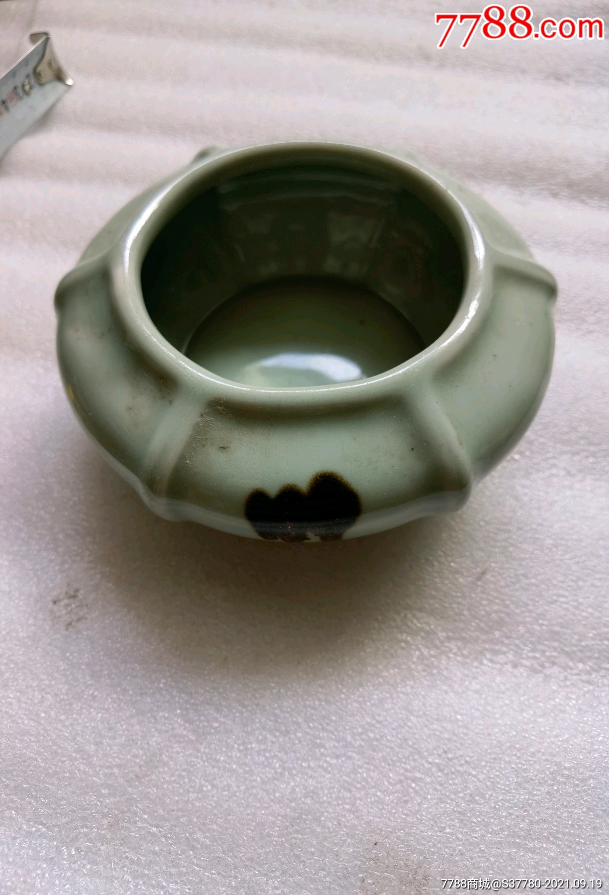 青瓷笔洗无磕碰