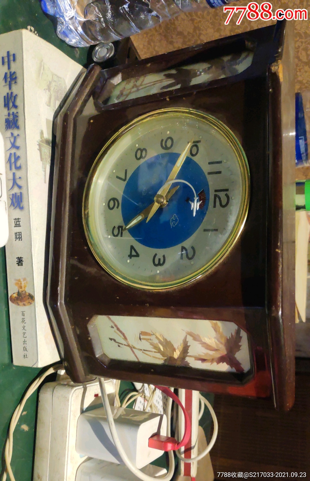 金鸡牌木质闹钟