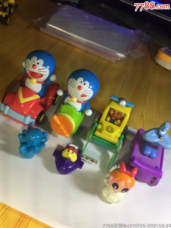 老玩具手推轮式玩具车