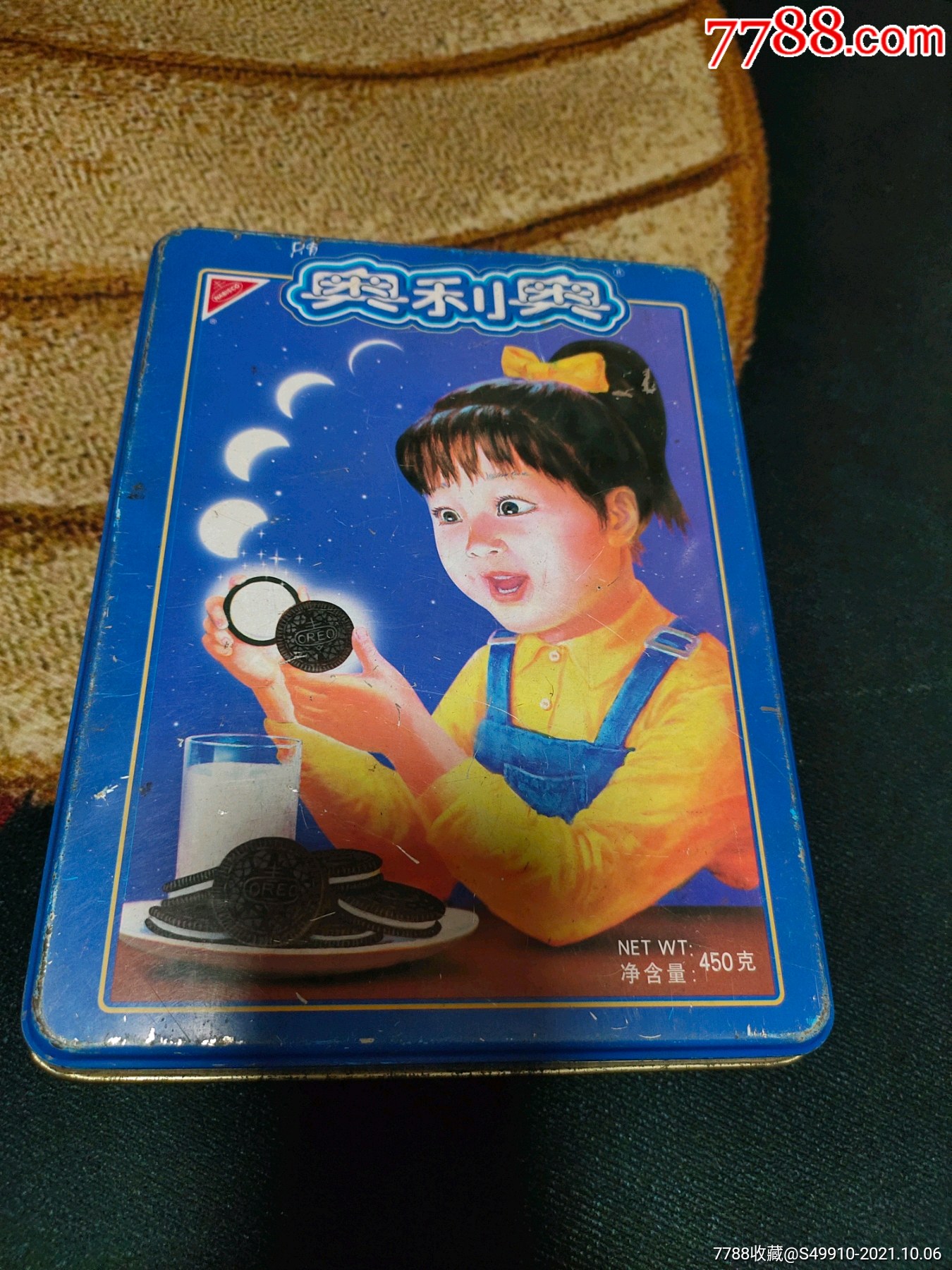 一个老的奥利奥铁盒