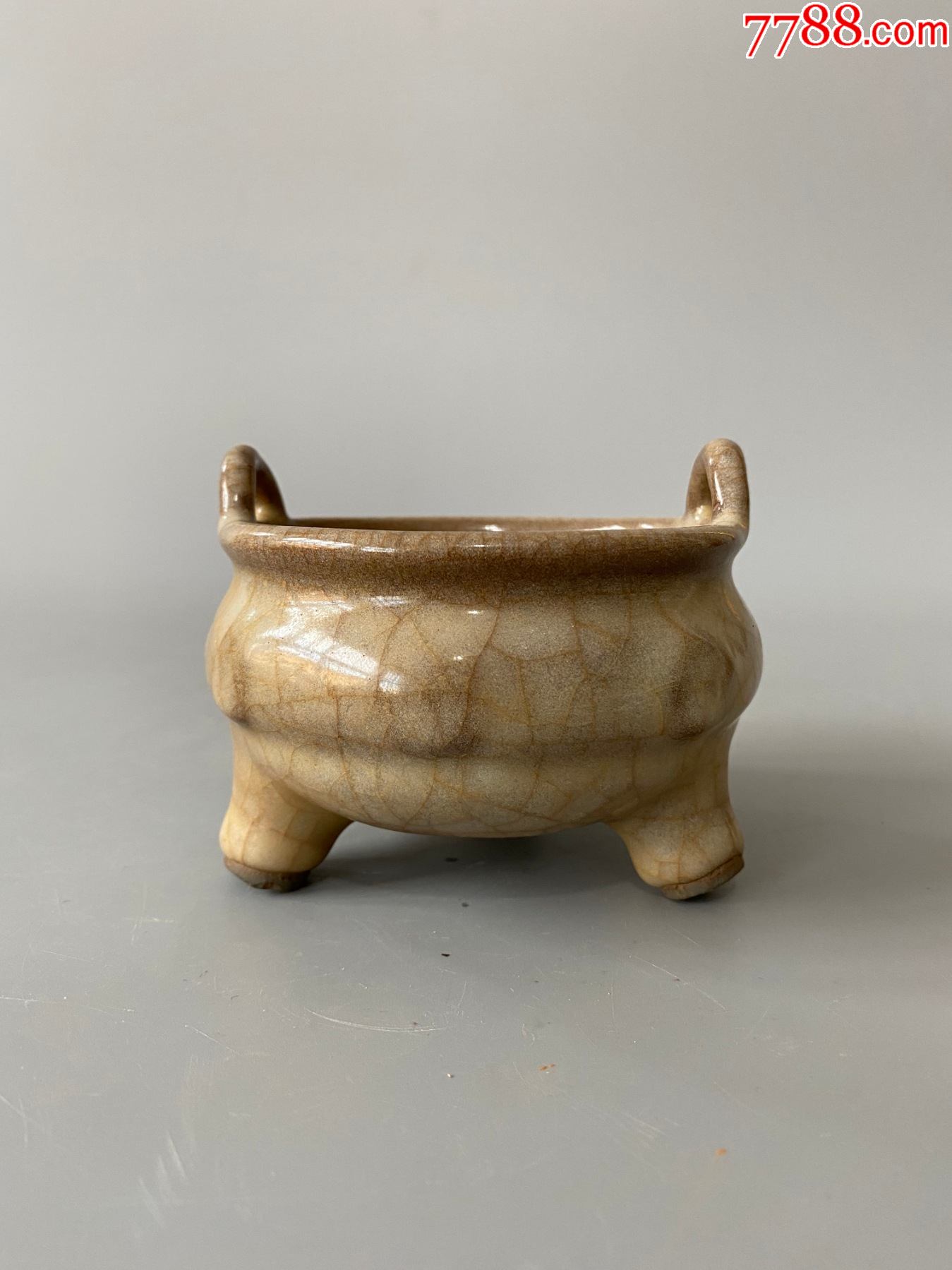 哥窑香炉