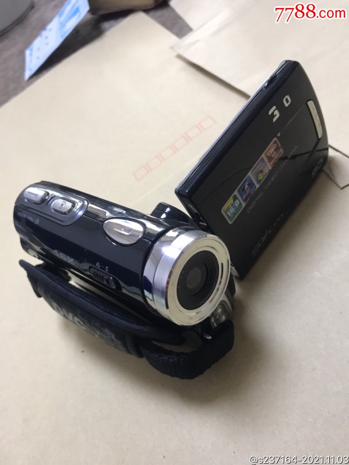 dvc摄像机没有充电器不知道好坏