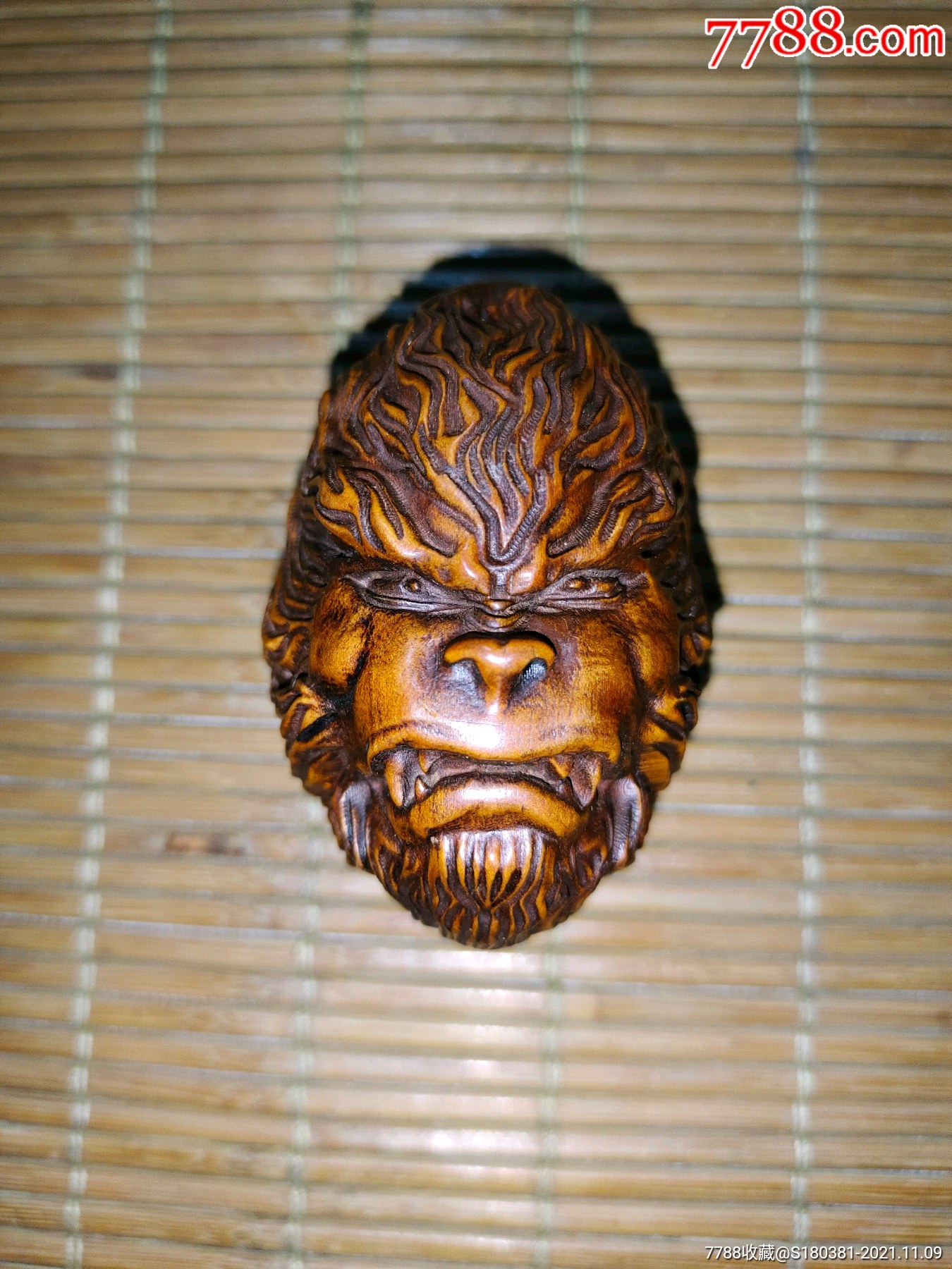 小叶黄杨木雕勇敢机智斗战胜佛孙大圣孙行者实木猴头手把件摆件